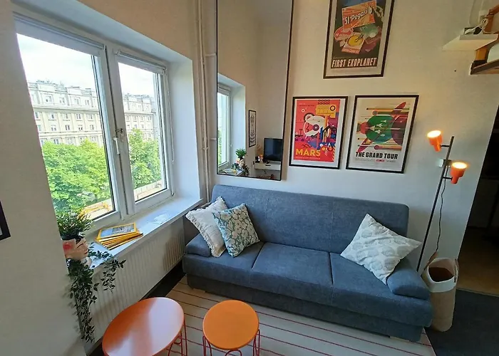 In Heritage Bldg * Varsó